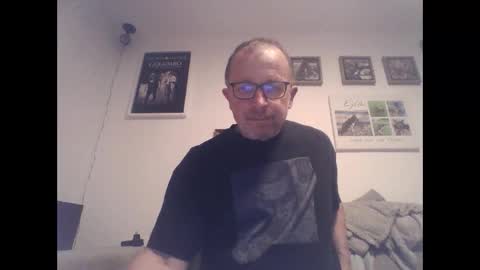 Snapshot of zippi55 chatting on October 29, 6:44 pm Zippi online show from October 29, 6:44 pm