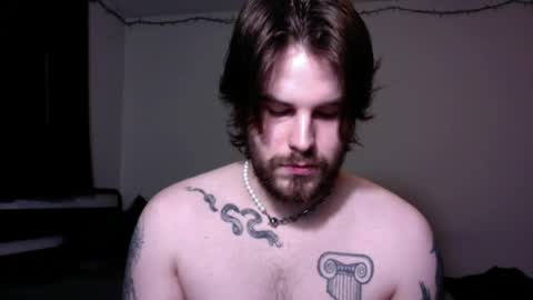 zorvello_83 online show from April 15, 7:36 pm