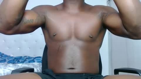 zousxxx online show from January 22, 7:56 pm