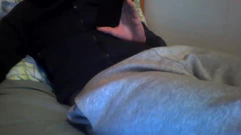 zyggy87 online show from December 18, 2:29 am