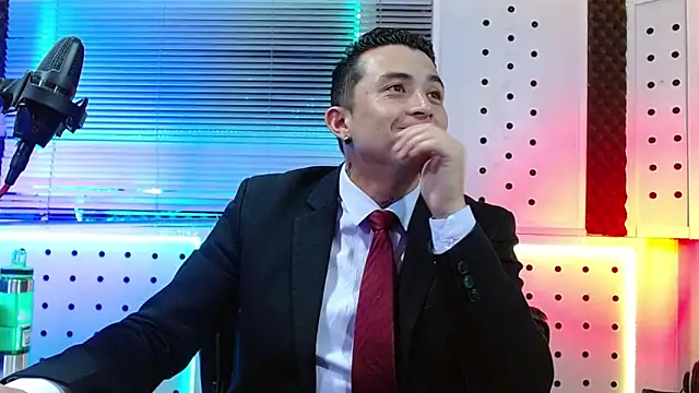 Darko0717 online show from April 1, 4:04 pm