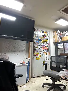 tank32s online show from December 26, 7:24 am