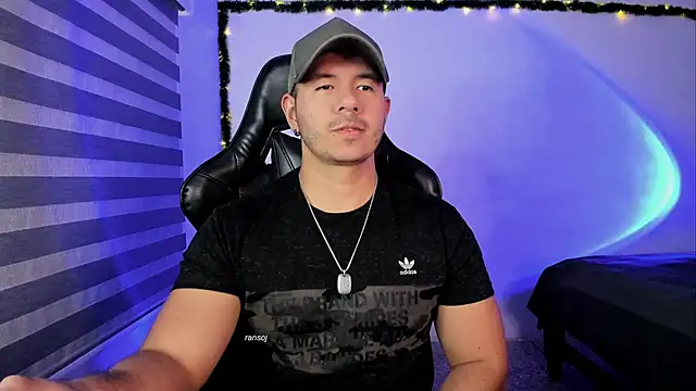 ransoj online show from February 13, 11:43 pm