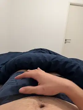 meilleurmodele online show from December 23, 12:14 am