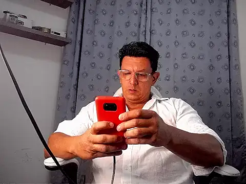 pedropicapi online show from November 4, 1:50 am