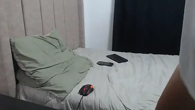 darekgates online show from April 18, 7:58 pm