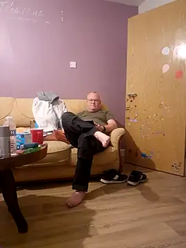 FriendlyDave online show from December 9, 6:55 am