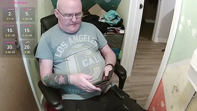 FriendlyDave online show from February 21, 7:32 pm