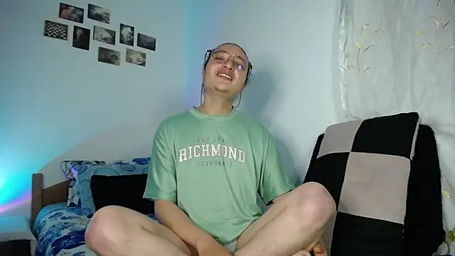 monkeywillwhite online show from March 14, 2:51 am