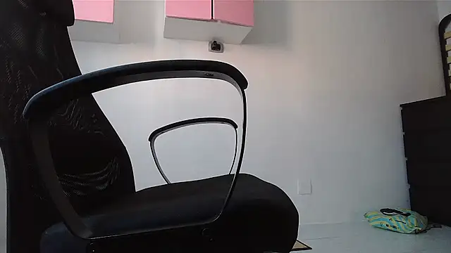 Angeloduroo online show from February 28, 3:22 pm