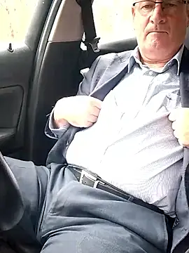 stiffandlubedxh online show from October 26, 9:17 pm