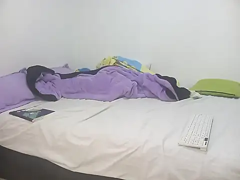 danidiazto2023 online show from February 13, 8:03 pm