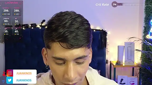 by pandora online show from April 16, 9:39 pm