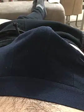 MoochedTape online show from January 3, 4:33 am