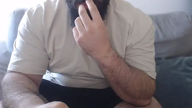 hugemachohandsome online show from April 23, 6:18 am