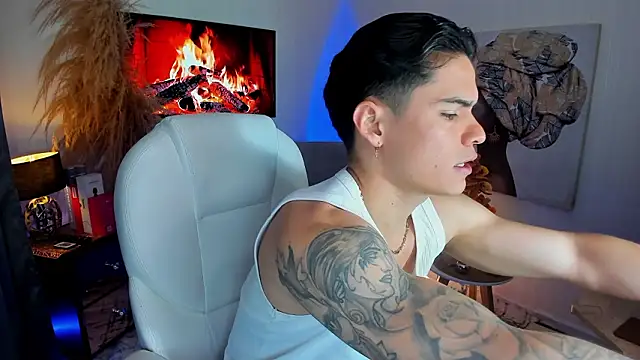 Matias Murrier online show from March 2, 12:23 pm