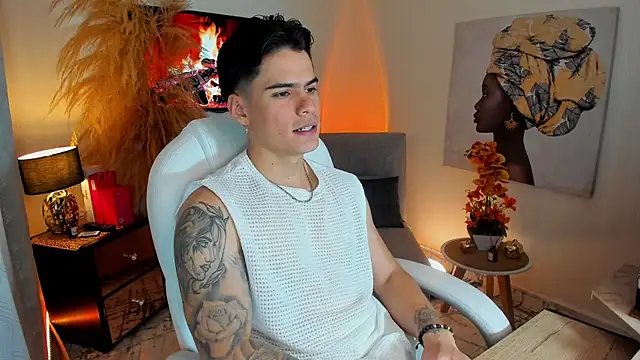 Matias Murrier online show from December 21, 1:19 pm