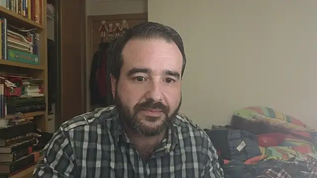 curiosillo83 online show from February 12, 3:18 pm