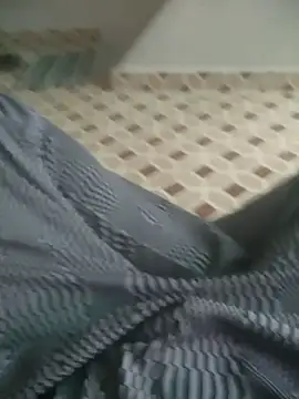 Snapshot of deshifuckers chatting on February 7, 1:58 am deshifuckers online show from February 7, 1:58 am