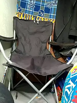 Snapshot of deepstroker42071 chatting on October 3, 10:37 pm deepstroker42071 online show from October 3, 10:37 pm