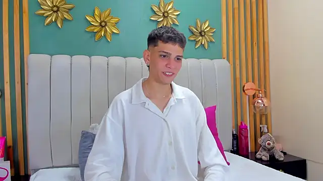 Snapshot of Jasson_smit chatting on December 31, 12:46 pm Jasson smit online show from December 31, 12:46 pm