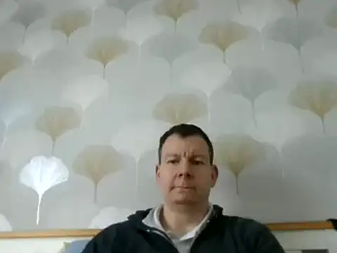 Snapshot of calibersmith chatting on February 5, 11:44 am calibersmith online show from February 5, 11:44 am