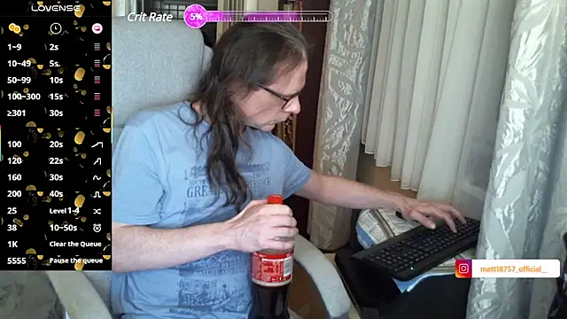 living manors 2 online show from February 10, 9:25 pm