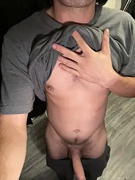 demonslayerr999 online show from January 6, 8:29 am