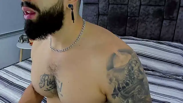 Zack Froone online show from February 6, 1:43 pm