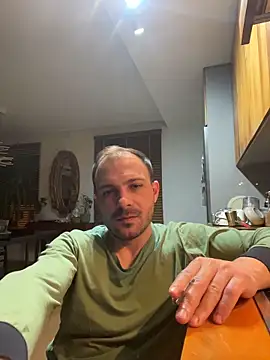 Adventurehotman online show from April 7, 11:49 pm