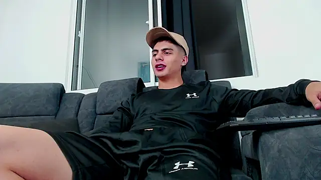 Stiven CL online show from October 21, 10:23 pm