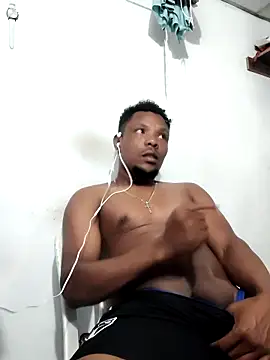 hugo3918  online show from November 3, 11:28 pm