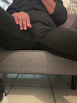 Piscislove online show from February 11, 8:14 pm