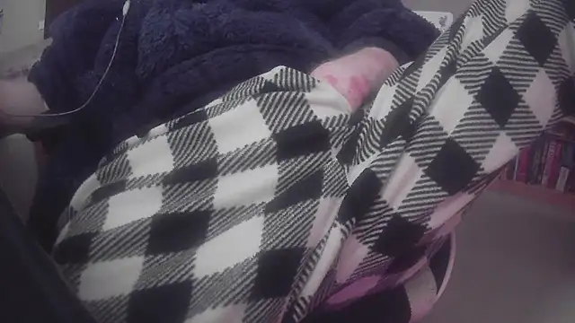 Snapshot of J0lteon_ chatting on February 22, 12:05 am J0lteon  online show from February 22, 12:05 am