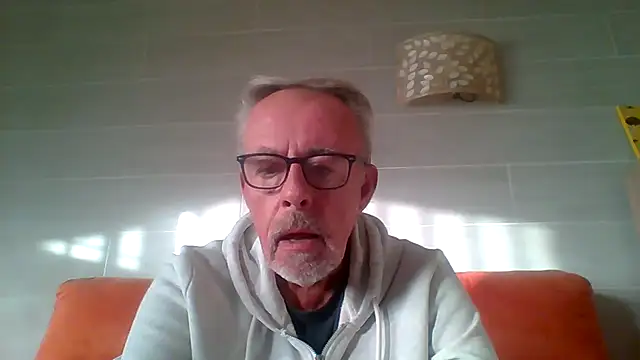 tuggy59 online show from January 17, 8:28 am