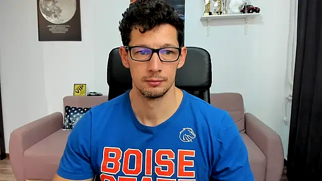 BrutusK08 online show from November 24, 9:54 am