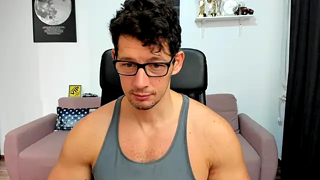 BrutusK08 online show from December 5, 8:43 am