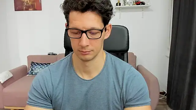 BrutusK08 online show from January 27, 6:52 am