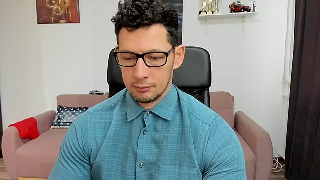 BrutusK08 online show from February 19, 7:28 am