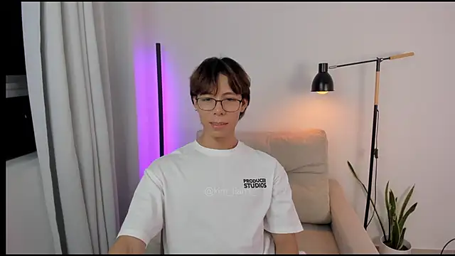 kim lian21 online show from November 6, 3:53 am