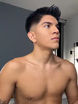 santiago 01 online show from November 23, 12:32 am