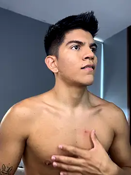 santiago 01 online show from October 29, 8:34 pm