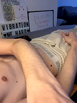 secret dream415 online show from October 24, 7:15 pm