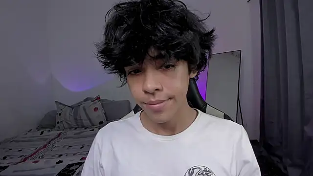 Alan26  online show from February 26, 3:35 pm