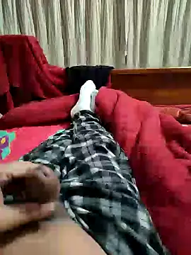 Snapshot of Nuttysub chatting on January 2, 2:11 am Nuttysub online show from January 2, 2:11 am