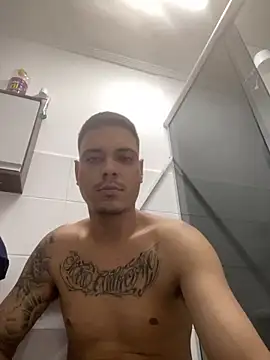 guiii012 online show from April 28, 8:52 am