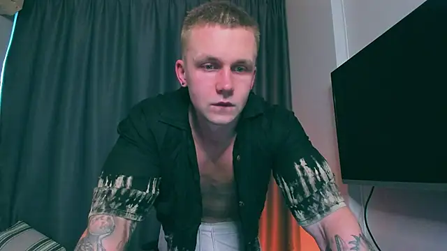 Samuel Andrew online show from February 12, 1:30 am