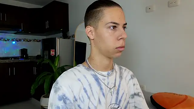 grey   27 online show from February 8, 11:44 am