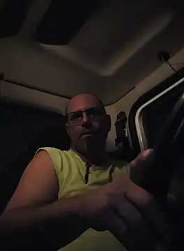 KrazyLegz online show from October 5, 12:14 am