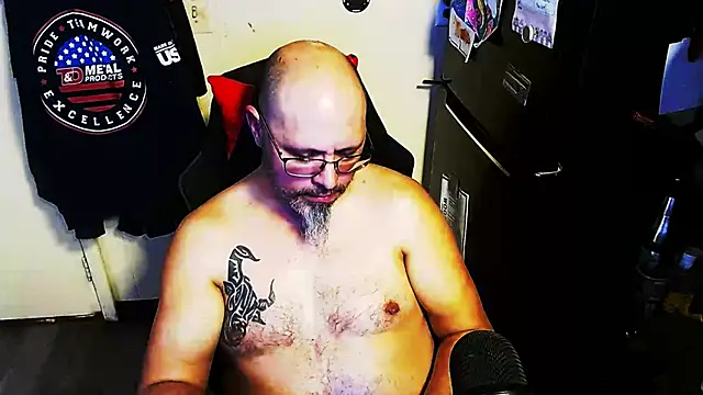 KrazyLegz online show from February 13, 10:26 pm